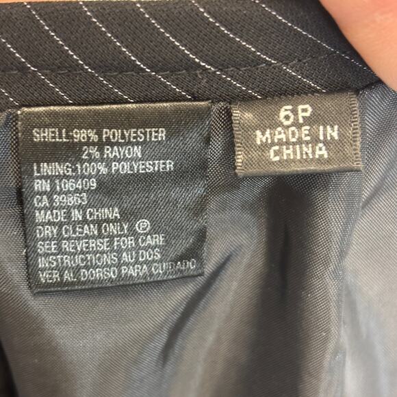 Unbranded Womens Career Corpcore Pin Striped‎ Knee Length Skirt Size 6P Office - Picture 3 of 5